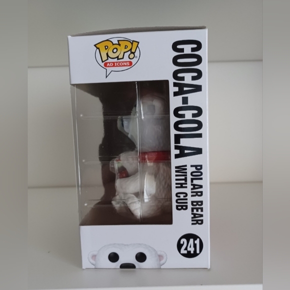 Coca-Cola Christmas Polar Bear And Cub 241 Funko Pop - Picture 2 of 6